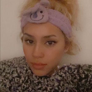 Meet your Posher, Mia